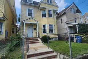 638 E 25th St, Paterson, NJ 07504 - Photo 1