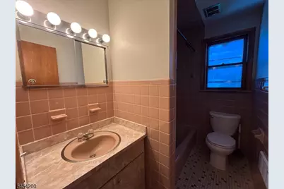 115 Van Riper Ave, Clifton, NJ 07011 - Photo 7