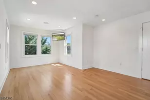 877 Park Ave, Elizabeth, NJ 07208 - Photo 33