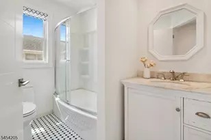 877 Park Ave, Elizabeth, NJ 07208 - Photo 37