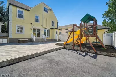 877 Park Ave, Elizabeth, NJ 07208 - Photo 47