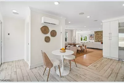 877 Park Ave, Elizabeth, NJ 07208 - Photo 15