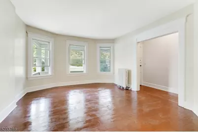 125 Main St, West Orange Township, NJ 07052 - Photo 3