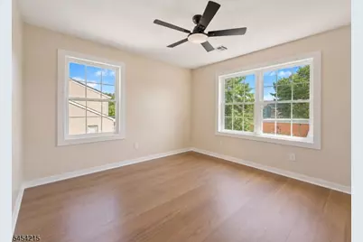 81 Ellen St #2, Nutley, NJ 07110 - Photo 9