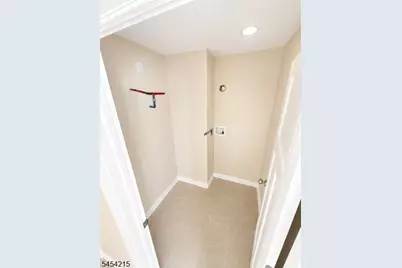 81 Ellen St #2, Nutley, NJ 07110 - Photo 17