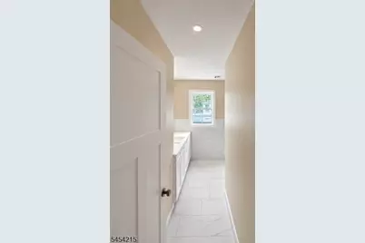 81 Ellen St #2, Nutley, NJ 07110 - Photo 15