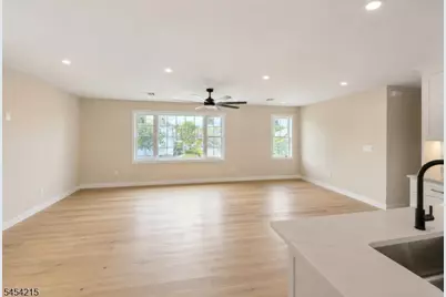 81 Ellen St #2, Nutley, NJ 07110 - Photo 3