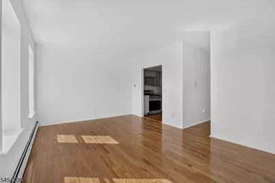 540 Bramhall Ave, Jersey City, NJ 07304 - Photo 9