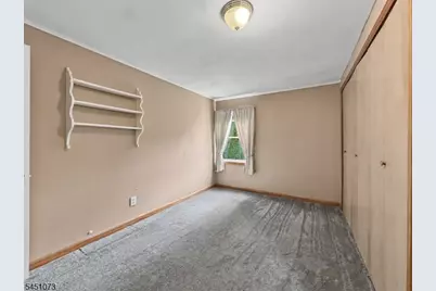 8 Martin Rd, Verona, NJ 07044 - Photo 9