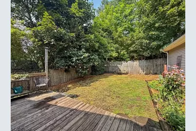 8 Martin Rd, Verona, NJ 07044 - Photo 25