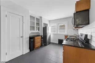 1020 Cross Ave, Elizabeth, NJ 07208 - Photo 5