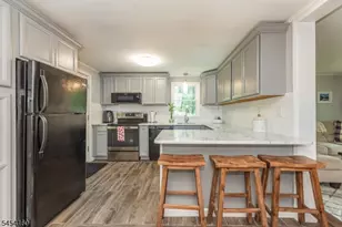 914 Aspen Dr, Stillwater, NJ 07860 - Photo 5