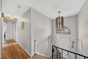 13 Friar Way, Wayne, NJ 07470 - Photo 9