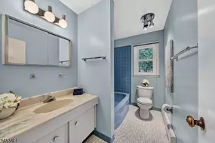 13 Friar Way, Wayne, NJ 07470 - Photo 25