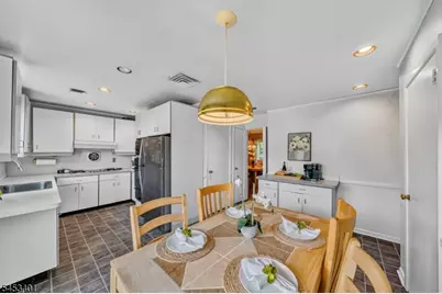 13 Friar Way, Wayne, NJ 07470 - Photo 15