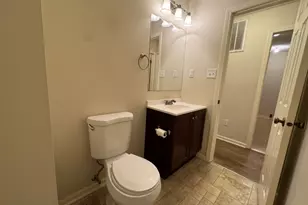 42 Burlington Ct, Hamburg, NJ 07419 - Photo 25