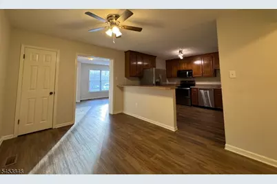 42 Burlington Ct, Hamburg, NJ 07419 - Photo 9