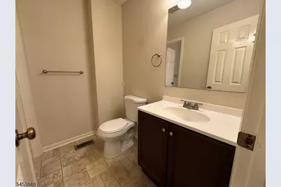 42 Burlington Ct, Hamburg, NJ 07419 - Photo 29