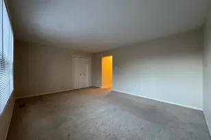 42 Burlington Ct, Hamburg, NJ 07419 - Photo 21