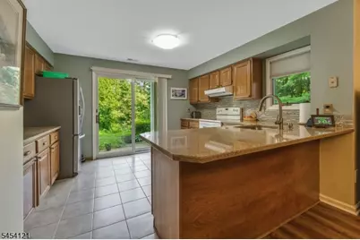 101 Westchester Ter, Clinton Township, NJ 08801 - Photo 9