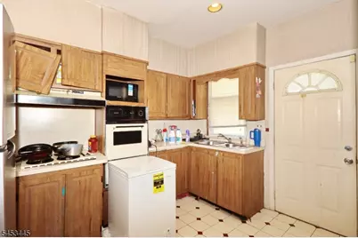 115 Florence Ave, Irvington, NJ 07111 - Photo 15