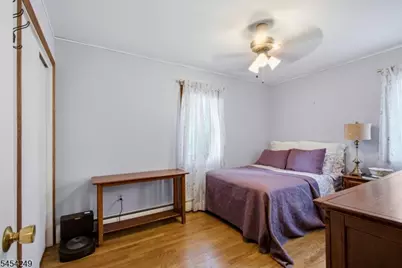 32 W Lakeview Trl, Jefferson Township, NJ 07885 - Photo 15