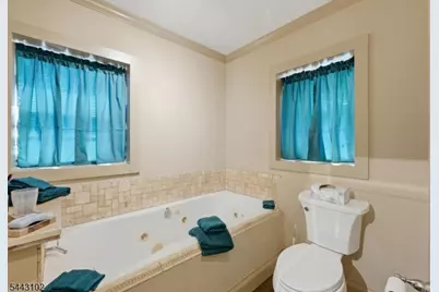 81 Sergeantsville Rd, Raritan Township, NJ 08822 - Photo 17