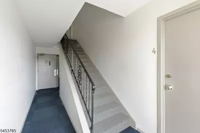 250 Grant Ave #5, Lyndhurst Township, NJ 07071 - Photo 7
