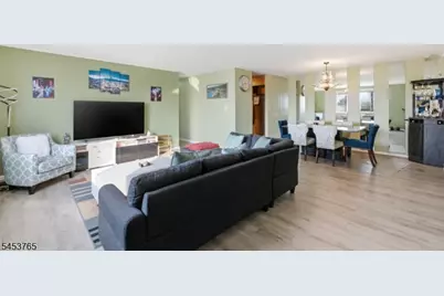 250 Grant Ave #5, Lyndhurst Township, NJ 07071 - Photo 11