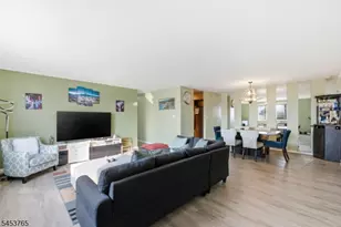 250 Grant Ave, Lyndhurst Township, NJ 07071 - Photo 11