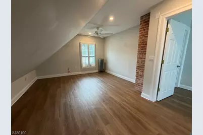 39 Budd St #2, Morristown, NJ 07960 - Photo 9