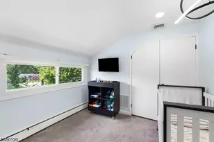 33 Beverly Rd, West Caldwell, NJ 07006 - Photo 15
