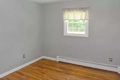 121 Leland Trl, Hopatcong, NJ 07843 - Photo 17