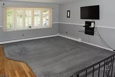 121 Leland Trl, Hopatcong, NJ 07843 - Photo 3