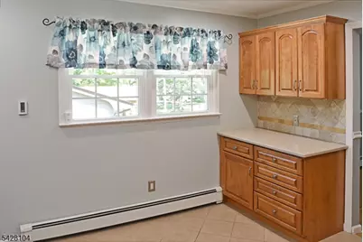 121 Leland Trl, Hopatcong, NJ 07843 - Photo 5