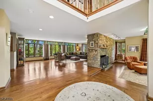 11 Hawthorne Ct, Morris Township, NJ 07960 - Photo 3