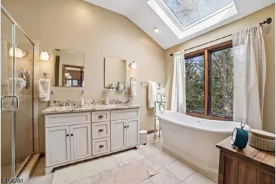 11 Hawthorne Ct, Morris Township, NJ 07960 - Photo 25