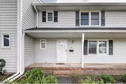 103 Columbia Cmn, Hillsborough Township, NJ 08844 - Photo 3