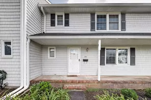 103 Columbia Common, Hillsborough Township, NJ 08844 - Photo 3