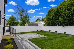 55 Long Hill Dr, Clifton, NJ 07013 - Photo 3