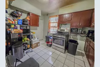10 Ball St, New Brunswick, NJ 08901 - Photo 3