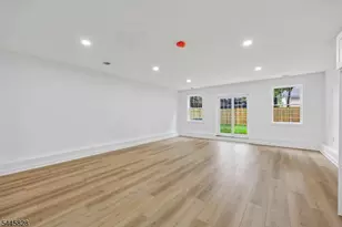 7 Terrace Pl, Belleville, NJ 07109 - Photo 7