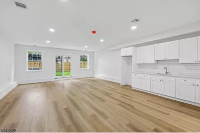 7 Terrace Pl, Belleville, NJ 07109 - Photo 5
