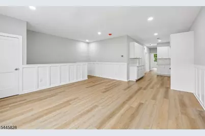 7 Terrace Pl, Belleville, NJ 07109 - Photo 15