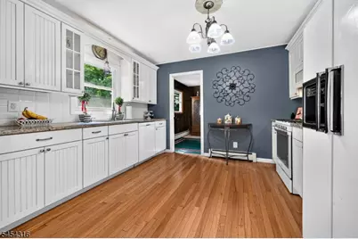 20 Thompson Ave, Woodbridge Township, NJ 08863 - Photo 11