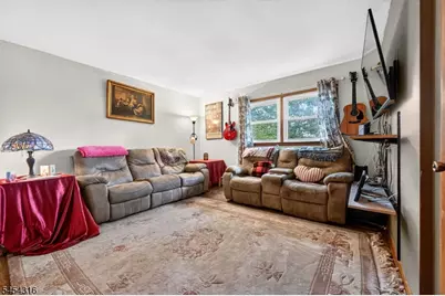 20 Thompson Ave, Woodbridge Township, NJ 08863 - Photo 15