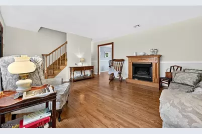 20 Thompson Ave, Woodbridge Township, NJ 08863 - Photo 7