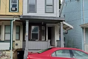 21 Hanover St, Phillipsburg, NJ 08865 - Photo 1