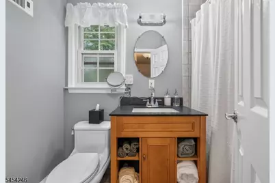 108 Chestnut Ter, Rockaway, NJ 07866 - Photo 17