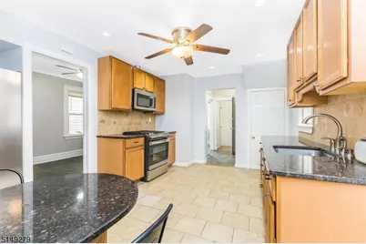 70-12 No Willow Street #1, Montclair Twp., NJ 07042 - Photo 11